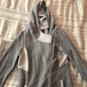 Mondetta zip up long length jacket